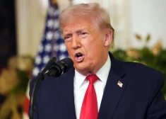 Tramps sola amerikāņiem ekonomikas uzplaukumu un vaino Baidenu inflācijā