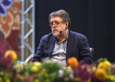 Par īpašiem nopelniem Latvijas labā pilsonību piešķir dokumentālistam Manskim