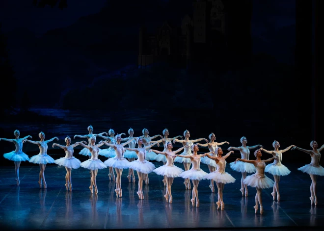 Latvijas Nacionālais balets ar "Gulbju ezeru" dodas viesizrādēs uz Itāliju