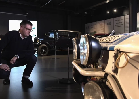  Ilmārs Līkums, "What Car?" Latvija galvenais redaktors.