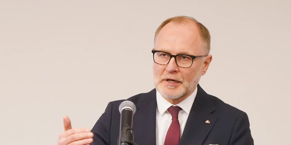 Aizsardzības ministrs Andris Sprūds atbalstīs sliežu nojaukšanu, ja eksperti to ieteiks.