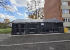 FOTO: Dobeles novadā turpinās aktīva iekšpagalmu labiekārtošana