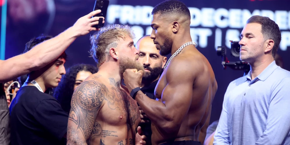 Džeiks Pols (no kreisās) pirmo reizi karjerā spēkosies pret tāda līmeņa bokseri kā Džošua.