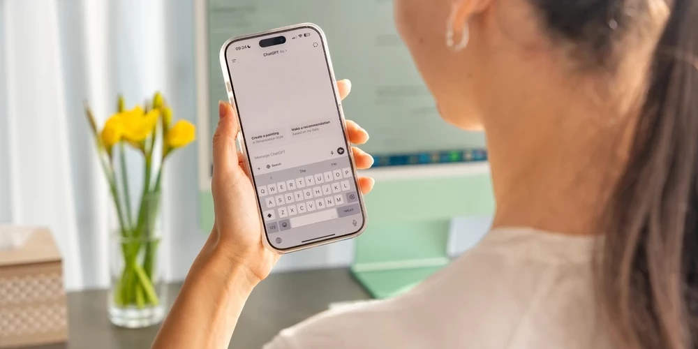 Фармацевт предупредила о рисках самолечения через интернет.