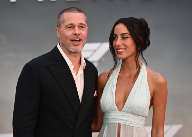 Breds Pits un Inese de Ramona ir vienādos uzskatos par laulībām. Kad skanēs kāzu zvani?