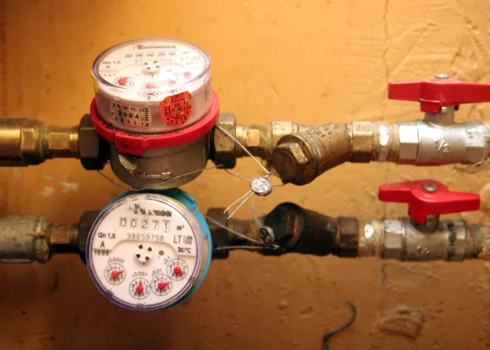 Lēmums par ūdens skaitītāju verifikācijas atcelšanu pieņemts patērētāju interesēs.