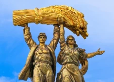 Правда о зарплатах в СССР: кто жил лучше - инженеры, учителя или "простые" рабочие