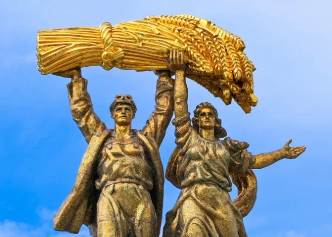 Правда о зарплатах в СССР: кто жил лучше - инженеры, учителя или "простые" рабочие