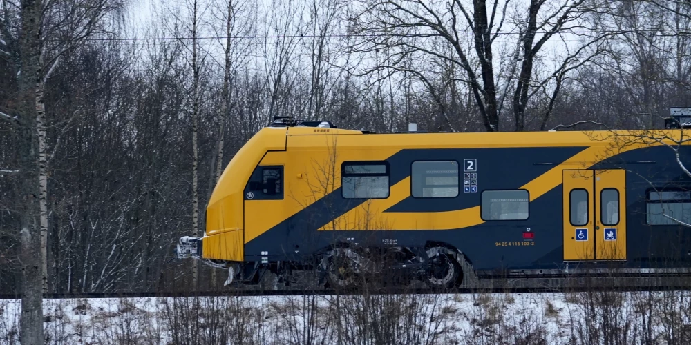 Vivi переводит поезда на график выходного дня.