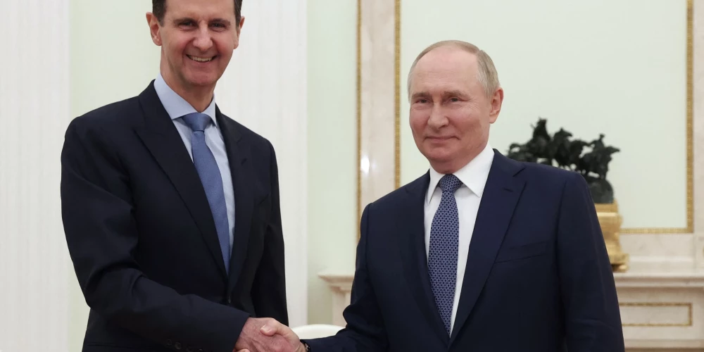 Gāztais Sīrijas diktators patvērumu radis Krievijā.