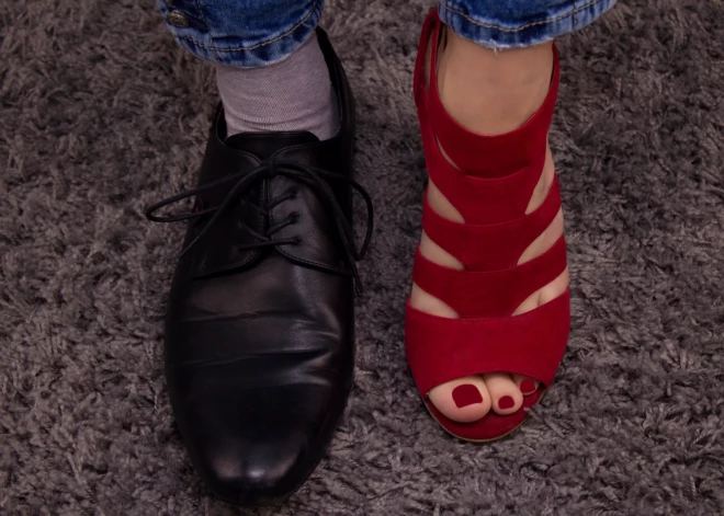 Opozīcija ar iecerēm ierobežot dzimuma maiņu nepilngadīgajiem "risina" problēmu, kas Latvijā nemaz neeksistē, pauž organizācija