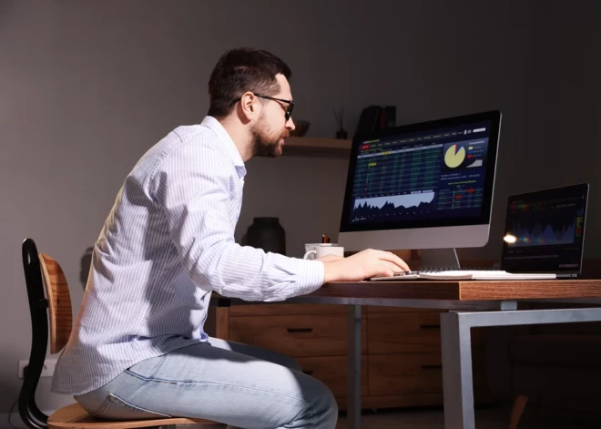 Работаете сидя? Вот почему сердце и сосуды могут не простить вам эту "норму"
