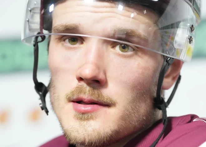 Hokejists Rūdolfs Balcers guvis vārtus zaudētā Šveices čempionāta mačā