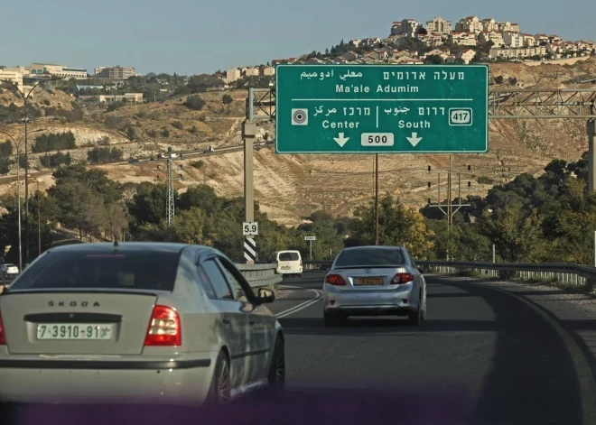 Izraēla okupētajā Rietumkrastā grasās izbūvēt 19 jaunas ebreju apmetnes 