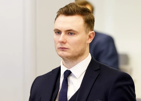 Депутат от оппозиционного Национального объединения Артур Бутанс.