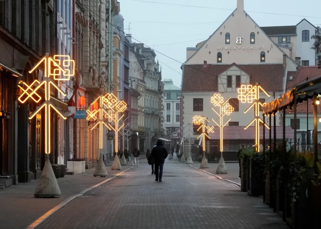 Жителям Латвии пообещали похолодание к Рождеству, но предупреждают: зимы "как в кино" не будет