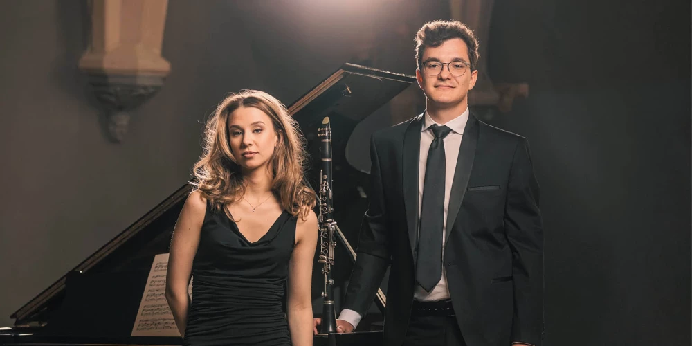 Evelīna Jēkabsone un Artūrs Perts.