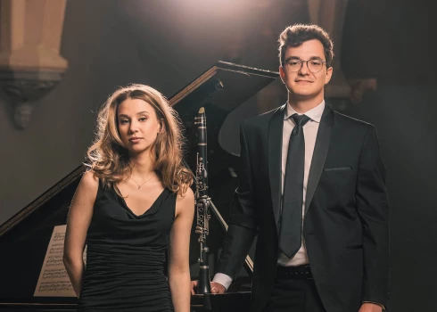 Evelīna Jēkabsone un Artūrs Perts.