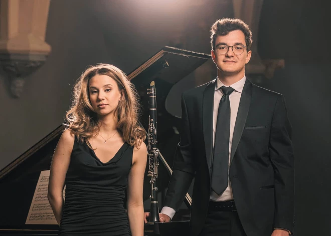 Festivālā "Eiropas Ziemassvētki" izskanēs koncertprogramma "Vecgada koncerts sveču gaismā"