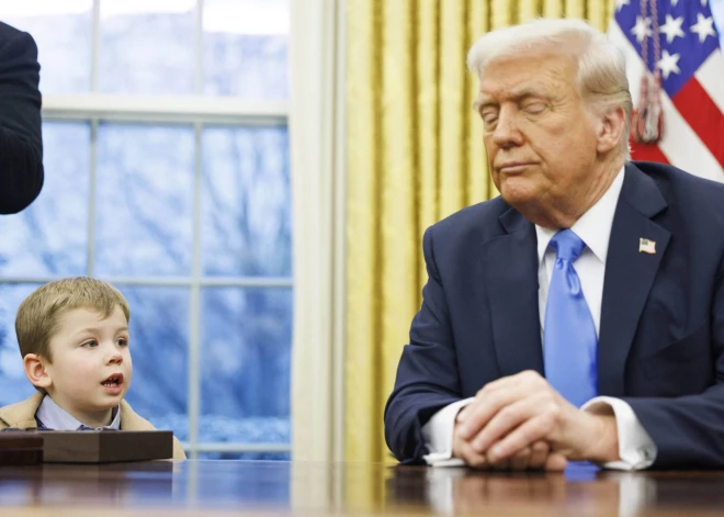 Dejojošās mūķenes, jautrās bibliotekāres un “pasūtītais” Tramps – šie mirkļi šogad iekaroja internetu