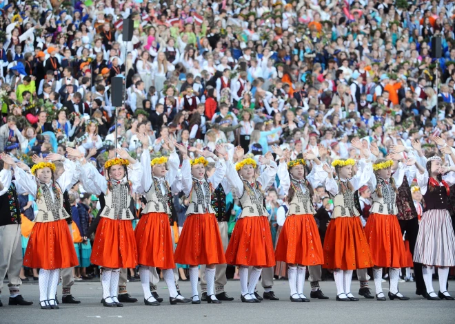 В Сети набирает популярность список неофициальных прозвищ стран мира. Угадайте, какое название получила Латвия?