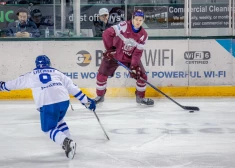 Ar talantiem un NHL drafta cerībām Latvijas U-20 izlase piekto gadu pēc kārtas cīnīsies junioru pasaules čempionātā