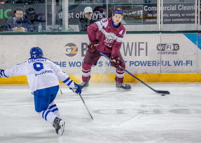 Ar talantiem un NHL drafta cerībām Latvijas U-20 izlase piekto gadu pēc kārtas cīnīsies junioru pasaules čempionātā
