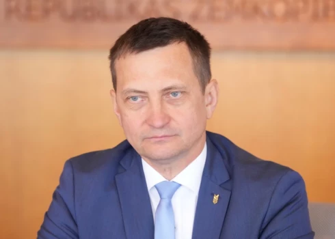 Zaļo un Zemnieku savienības valdes Priekšsēdētājs (LZS). 