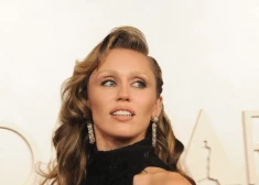 Sieviete, kas apgalvo, ka ir Mailijas Sairusas bioloģiskā māte, zaudē tiesā