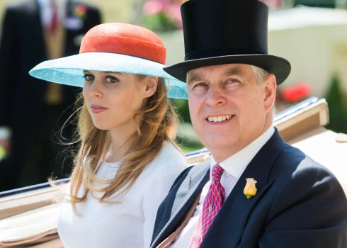 Princese Beatrise ar tēvu, tolaik Jorkas hercogu princi Endrū 2015. gadā.