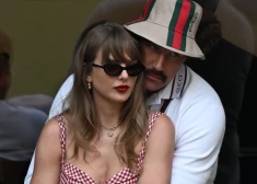 Atklāti Teilores Sviftas un Trevisa Kelsija "neaizmirstamie" Ziemassvētku plāni. 100 000 dolāru par dekorācijām un zelta egli