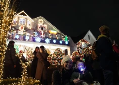 FOTO: kā dažādās valstīs svin Ziemassvētku vakaru