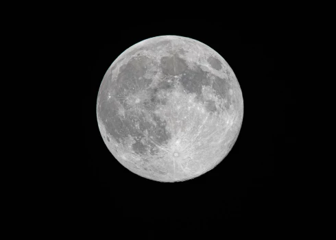 Krievijas valsts kosmosa korporācija “Roscosmos” paziņoja, ka plāno uzbūvēt Mēness elektrostaciju līdz 2036. gadam.