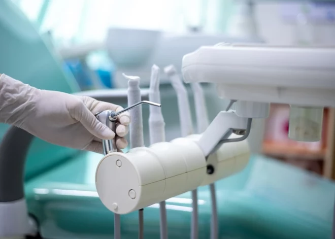 Pērn Latvijā zobārstu apmeklējumu skaits sarucis par 4,4%