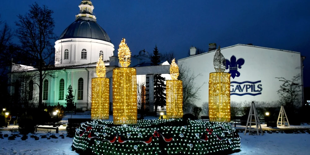 Ziemassvētku rotājumi Daugavpilī.