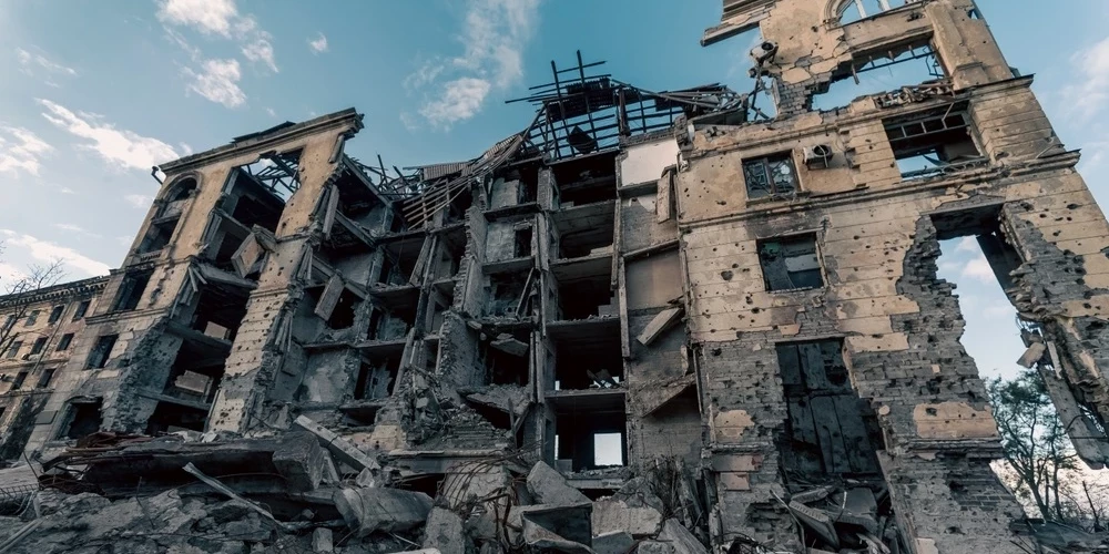 Захват чужих территорий РФ ведет путем их полного разрушения.