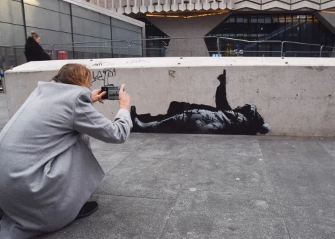 Britu grafiti meistars Benksijs apstiprinājis, ka ir šī darba autors.