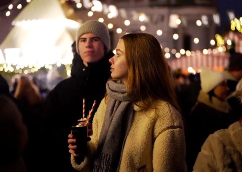 Garšvielas un augļi ne tikai rada svētku noskaņu, bet arī ir daļa no tradicionāli daudzveidīga uztura. 