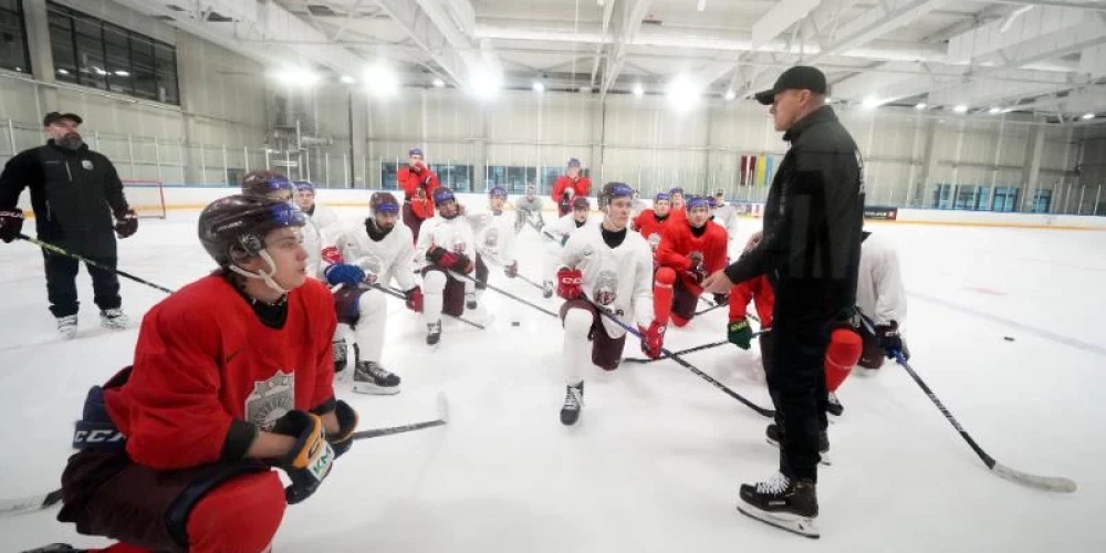 Pasaules junioru čempionāts ASV sāksies 26. decembrī, bet fināls tiks aizvadīts 5. janvārī. 