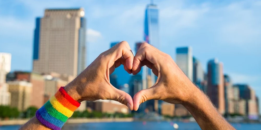 Сиэтл считается одним из самых дружелюбных городов в США для людей с нетрадиционной ориентацией. 