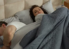 Сон под разными одеялами - угроза отношениям или забота о себе?