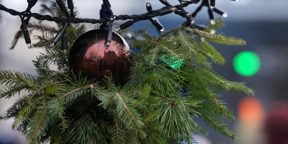 Stiprais vējš pakāpeniski pierims svētdienas gaitā.