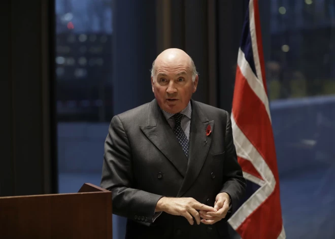 Bijušais britu ģenerālis brīdina NATO: nav jēgas no labklājības, ja esam Krievijas varā