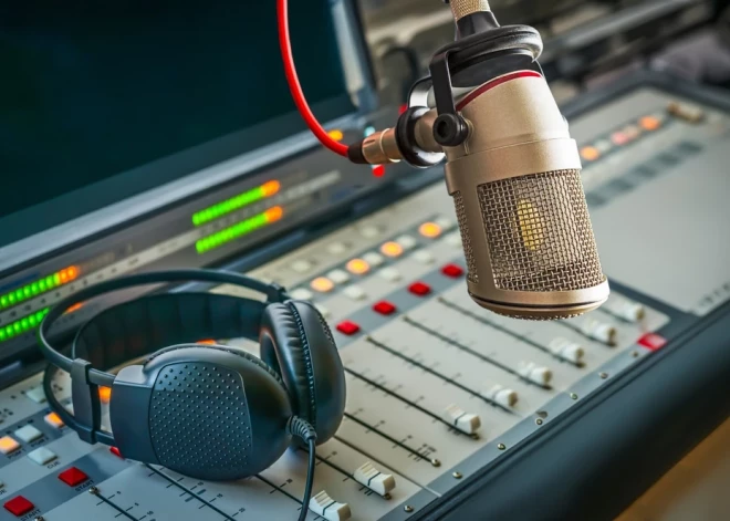 Sākta parakstu vākšana LR4 apraides saglabāšanai FM ēterā