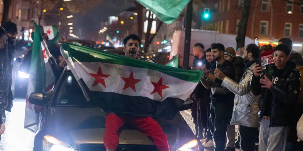 Sīrijā izceļas protestētāju sadursmes.