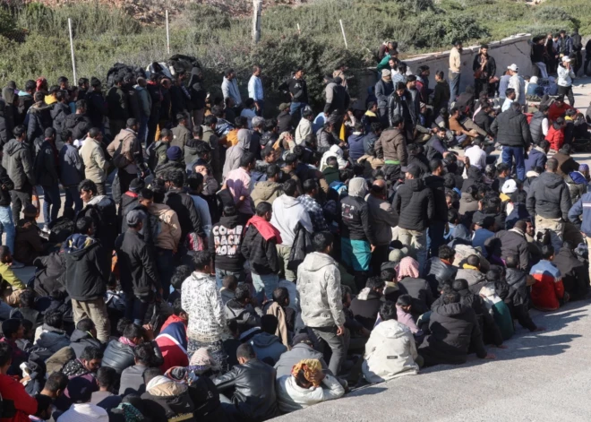 Krētā ieradušies vairāki simti migrantu