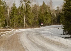 Smiltenes novadā veiktas svarīgas izmaiņas aizliegumā kravu pārvadājumiem pa Raunas pagasta ceļiem