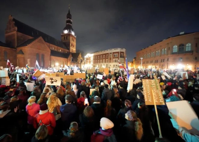 Tracis Vecrīgā, suņu slepkavība, grādīgo ierobežojums, Hermaņa eksperiments jeb notikumi, kas izraisīja vislielāko šūmēšanos