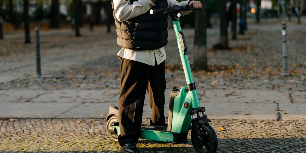 “Bolt Drive” koplietošanas automašīnu un “Bolt” skrejriteņu pakalpojumi nebūs pieejami no 31. decembra plkst. 23.30 līdz 1. janvāra plkst. 7.00. 