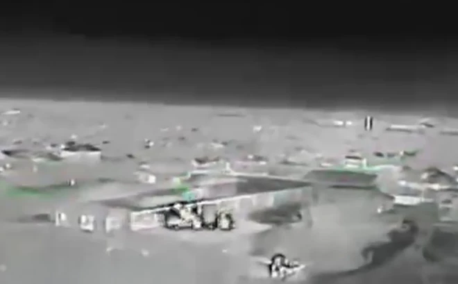 Luhanskas apgabalā droni uzbruka 1435. pulka remonta bāzei netālu no Antracita ciema.